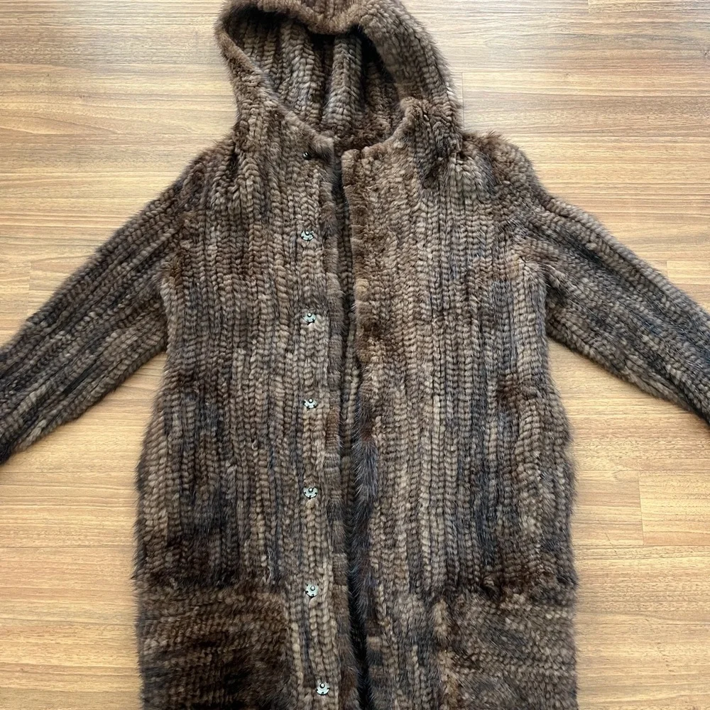 Mink Coat - Picture 1 of 12
